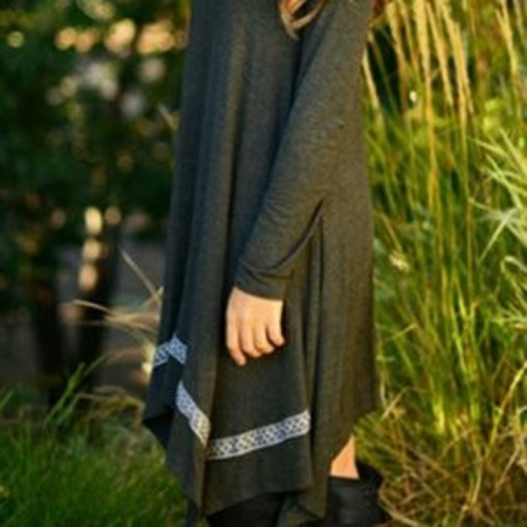☆☆SOLD☆☆ Long Sleeved Asymmetrical Dress - Picture 2 of 6
